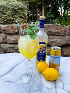 Limoncello Spritzer recipe